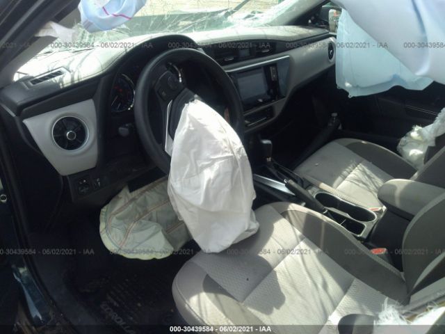 Photo 4 VIN: 2T1BURHE7KC161200 - TOYOTA COROLLA 