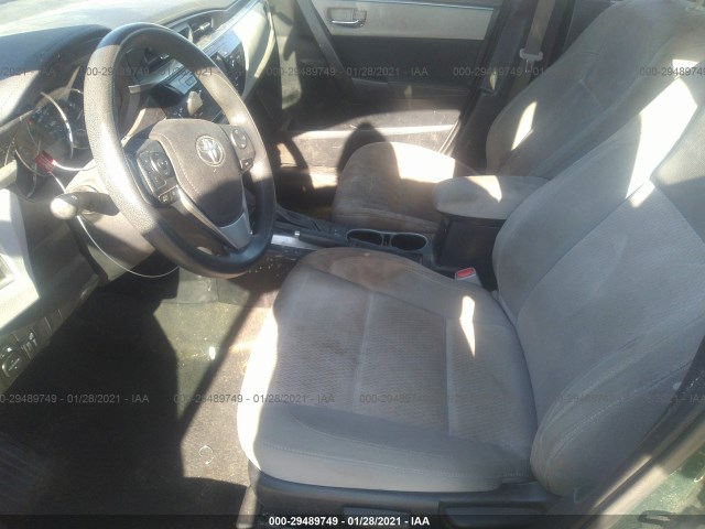 Photo 4 VIN: 2T1BURHE8EC098080 - TOYOTA COROLLA 