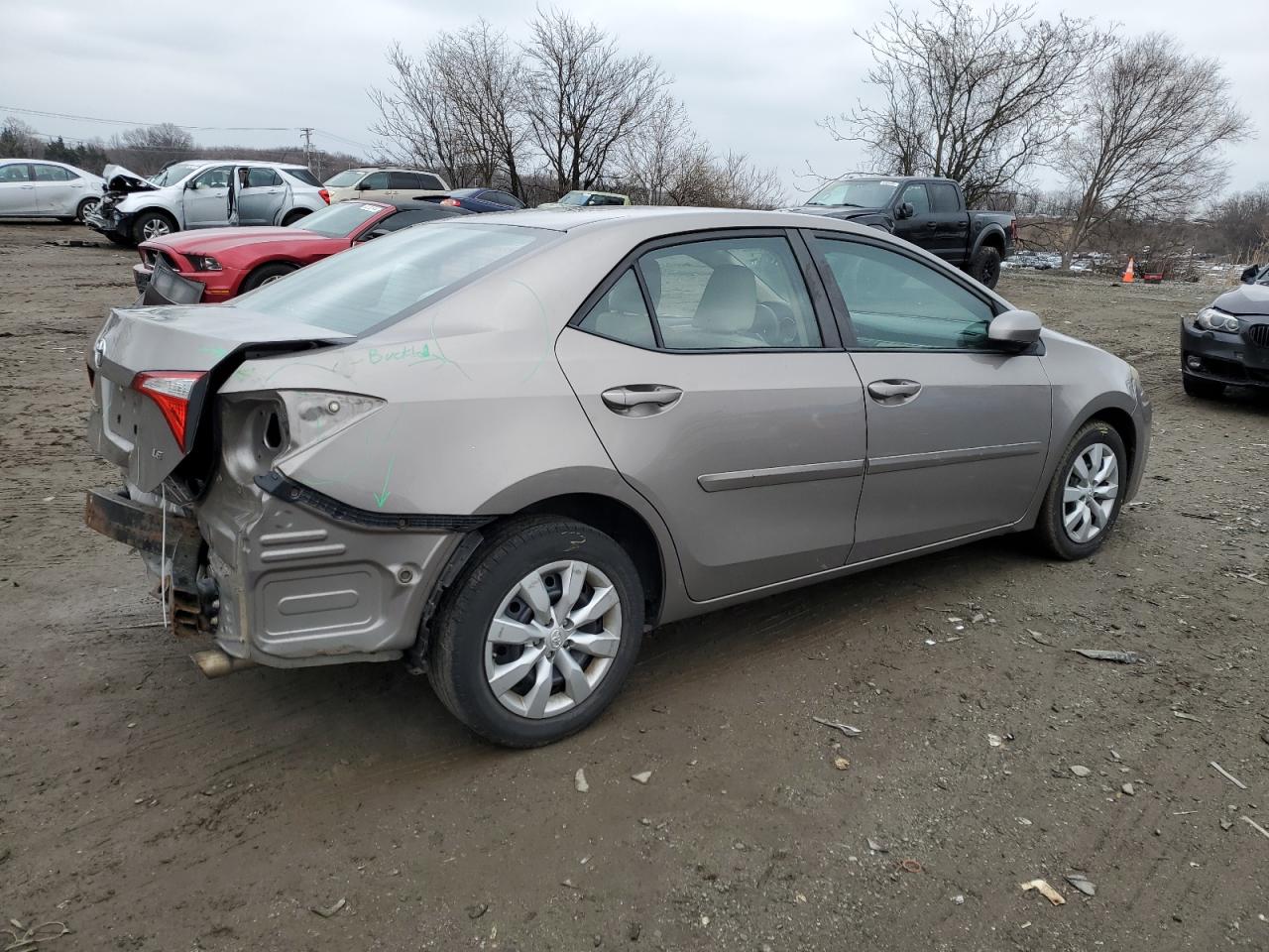 Photo 2 VIN: 2T1BURHE8EC223644 - TOYOTA COROLLA 