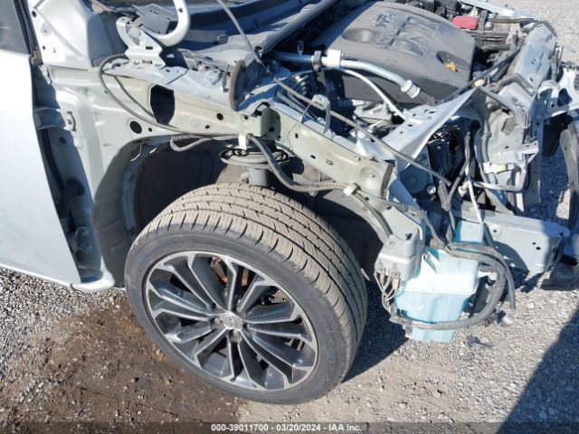 Photo 5 VIN: 2T1BURHE8FC241417 - TOYOTA COROLLA 