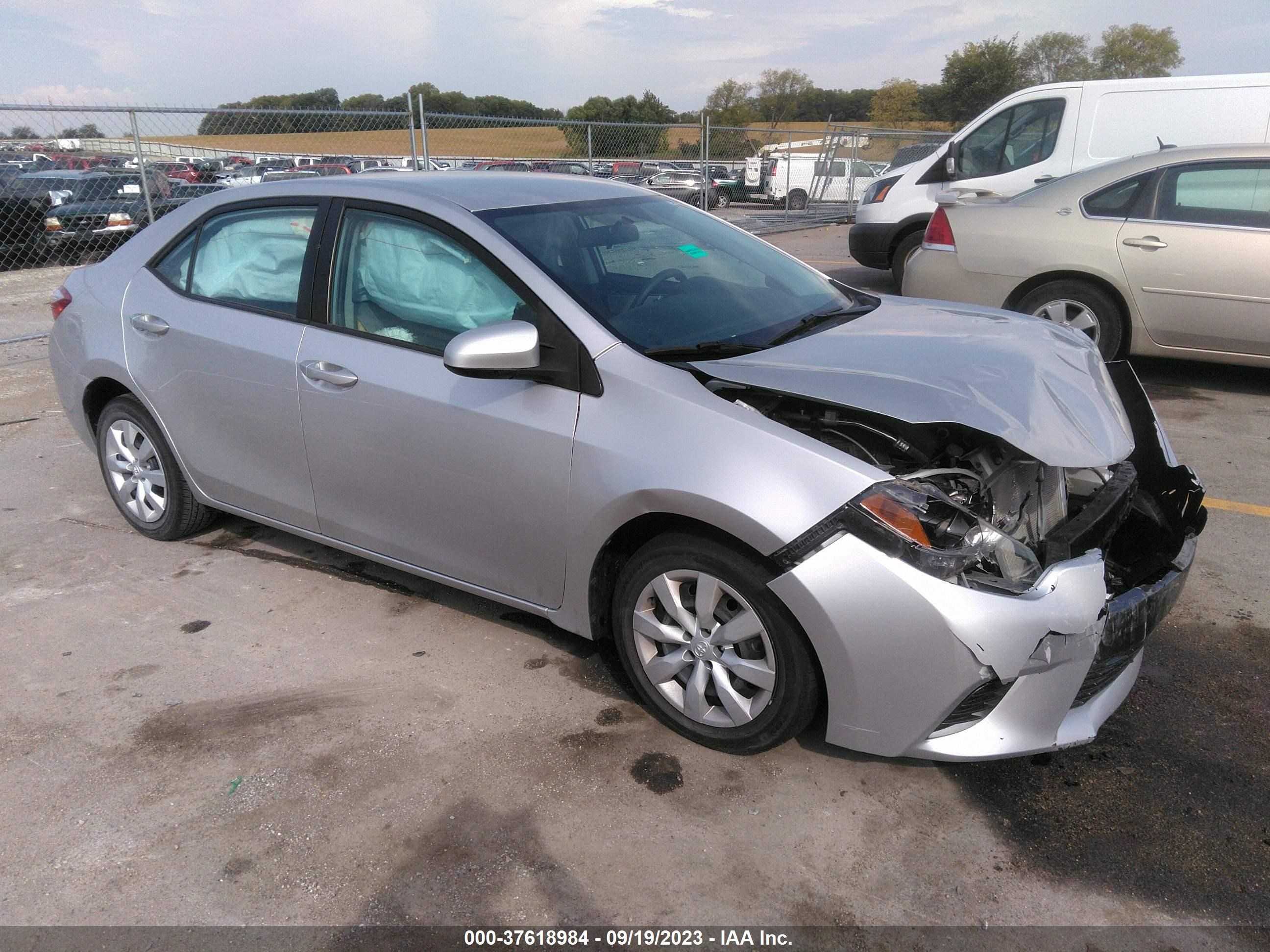 Photo 0 VIN: 2T1BURHE8FC255172 - TOYOTA COROLLA 