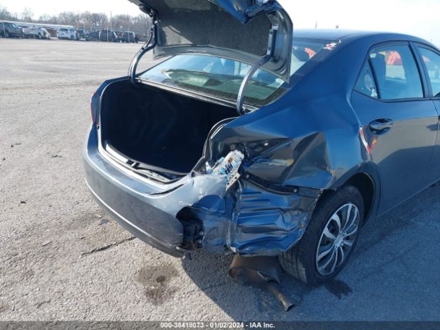 Photo 5 VIN: 2T1BURHE8FC268469 - TOYOTA COROLLA 