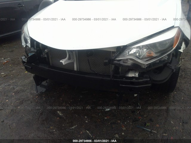 Photo 5 VIN: 2T1BURHE8FC287880 - TOYOTA COROLLA 