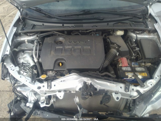 Photo 9 VIN: 2T1BURHE8FC329481 - TOYOTA COROLLA 