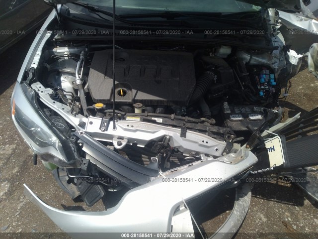 Photo 9 VIN: 2T1BURHE8GC549267 - TOYOTA COROLLA 