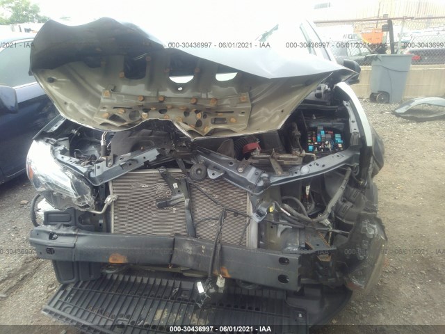 Photo 5 VIN: 2T1BURHE8HC789551 - TOYOTA COROLLA 