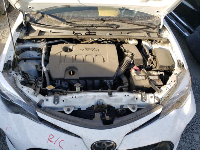 Photo 6 VIN: 2T1BURHE8HC799027 - TOYOTA COROLLA L 