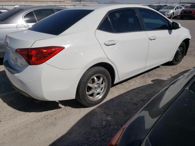 Photo 2 VIN: 2T1BURHE8JC046829 - TOYOTA COROLLA L 