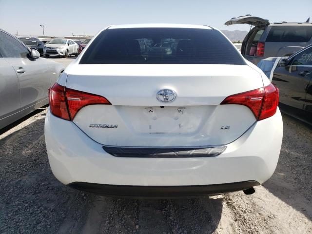 Photo 5 VIN: 2T1BURHE8JC046829 - TOYOTA COROLLA L 