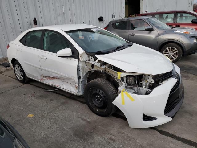 Photo 3 VIN: 2T1BURHE8JC059001 - TOYOTA COROLLA L 