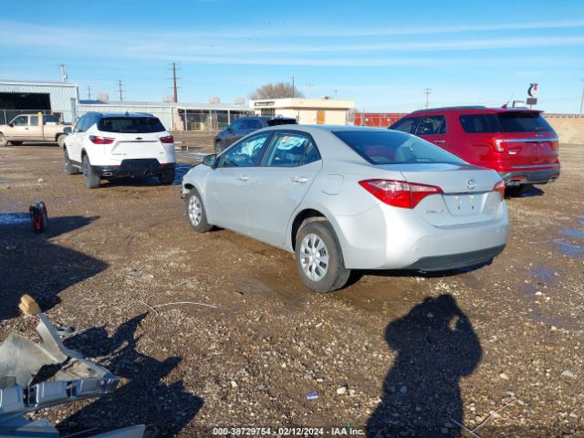 Photo 2 VIN: 2T1BURHE8JC065087 - TOYOTA COROLLA 