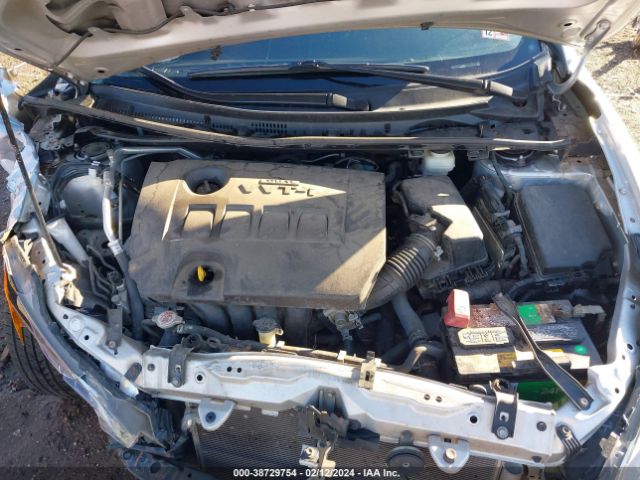 Photo 9 VIN: 2T1BURHE8JC065087 - TOYOTA COROLLA 