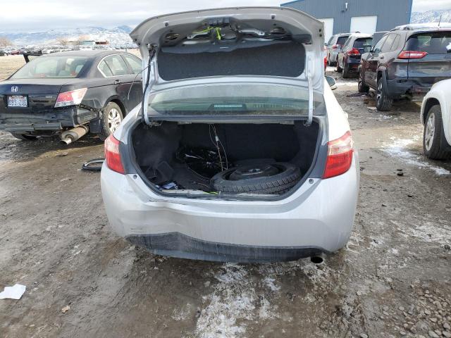 Photo 5 VIN: 2T1BURHE8JC066689 - TOYOTA COROLLA L 