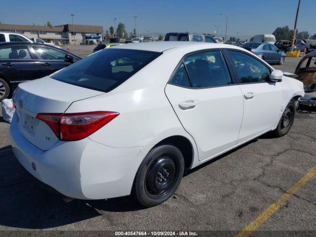 Photo 3 VIN: 2T1BURHE8JC069155 - TOYOTA COROLLA 