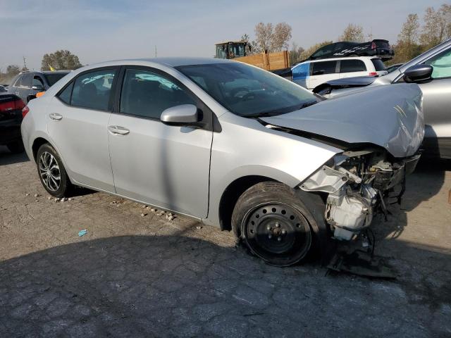 Photo 3 VIN: 2T1BURHE8JC072475 - TOYOTA COROLLA L 