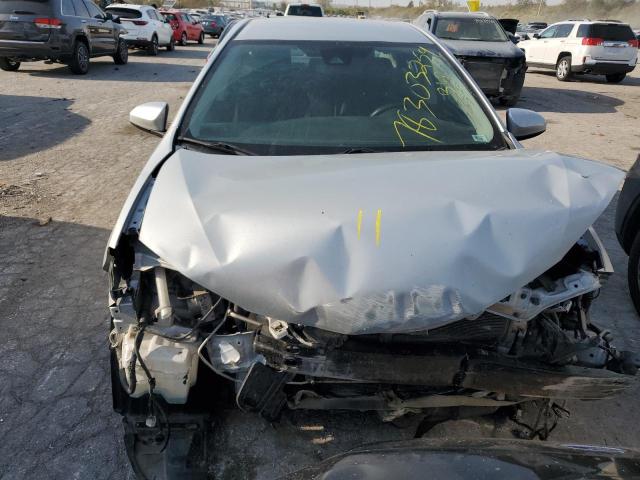 Photo 4 VIN: 2T1BURHE8JC072475 - TOYOTA COROLLA L 