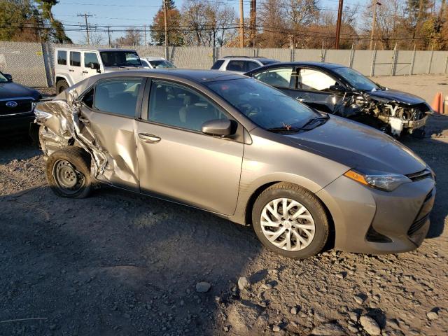 Photo 3 VIN: 2T1BURHE8JC083606 - TOYOTA COROLLA L 