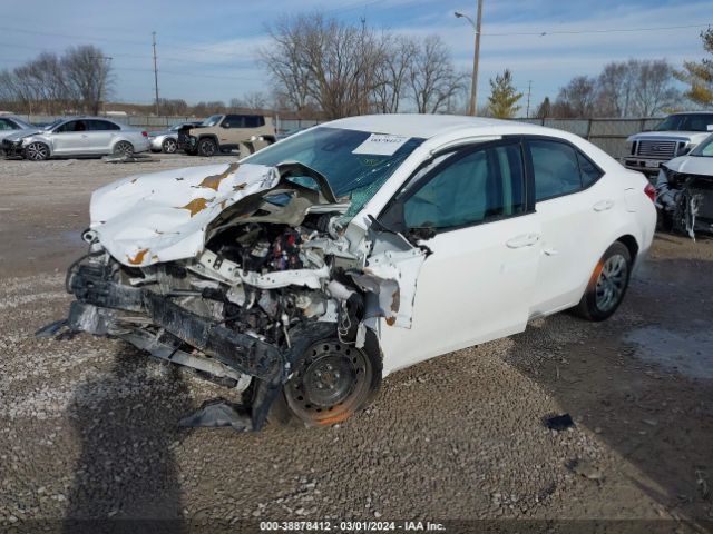 Photo 1 VIN: 2T1BURHE8JC092919 - TOYOTA COROLLA 