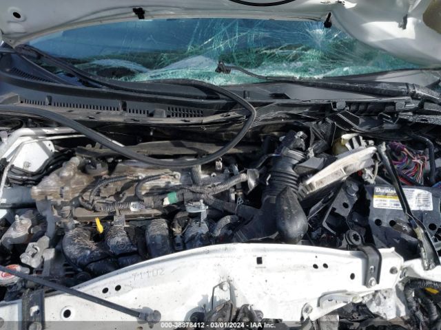 Photo 9 VIN: 2T1BURHE8JC092919 - TOYOTA COROLLA 