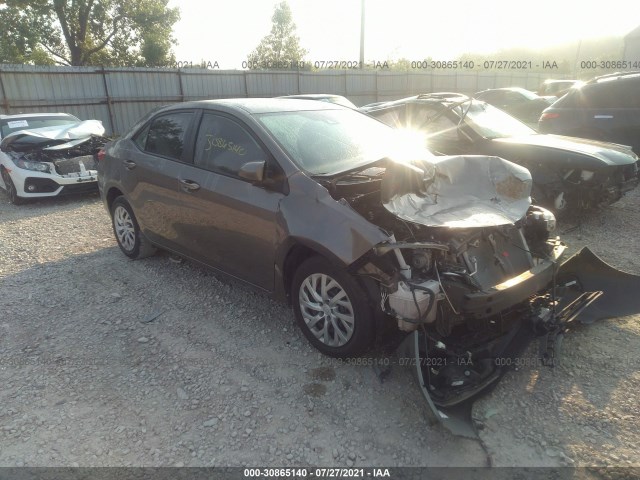 Photo 0 VIN: 2T1BURHE8JC098249 - TOYOTA COROLLA 