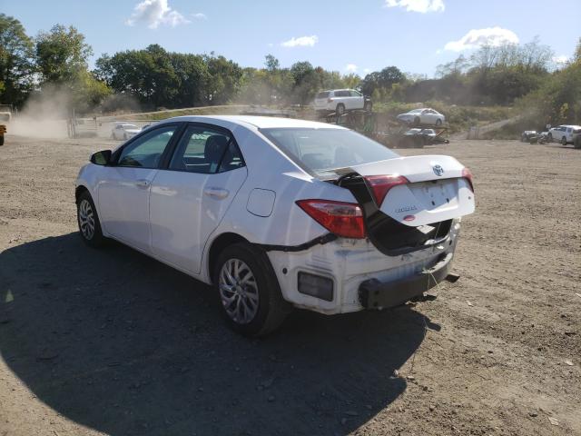 Photo 2 VIN: 2T1BURHE8JC114630 - TOYOTA COROLLA L 