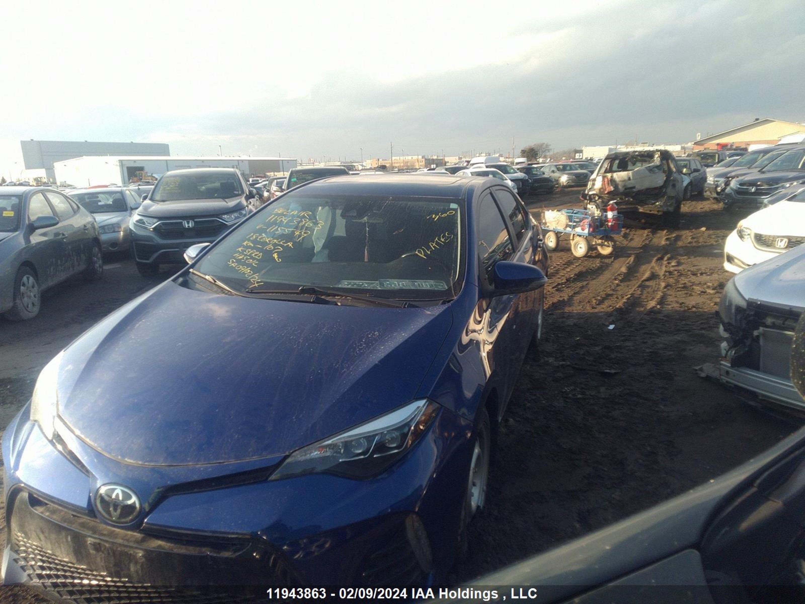 Photo 1 VIN: 2T1BURHE8JC115549 - TOYOTA COROLLA 