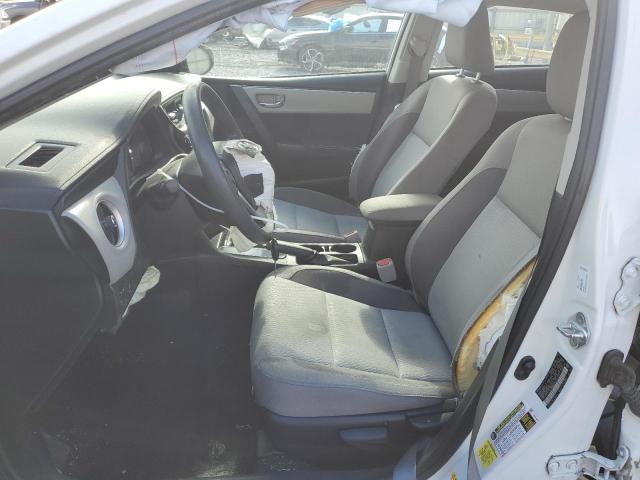 Photo 6 VIN: 2T1BURHE8JC121903 - TOYOTA COROLLA L 