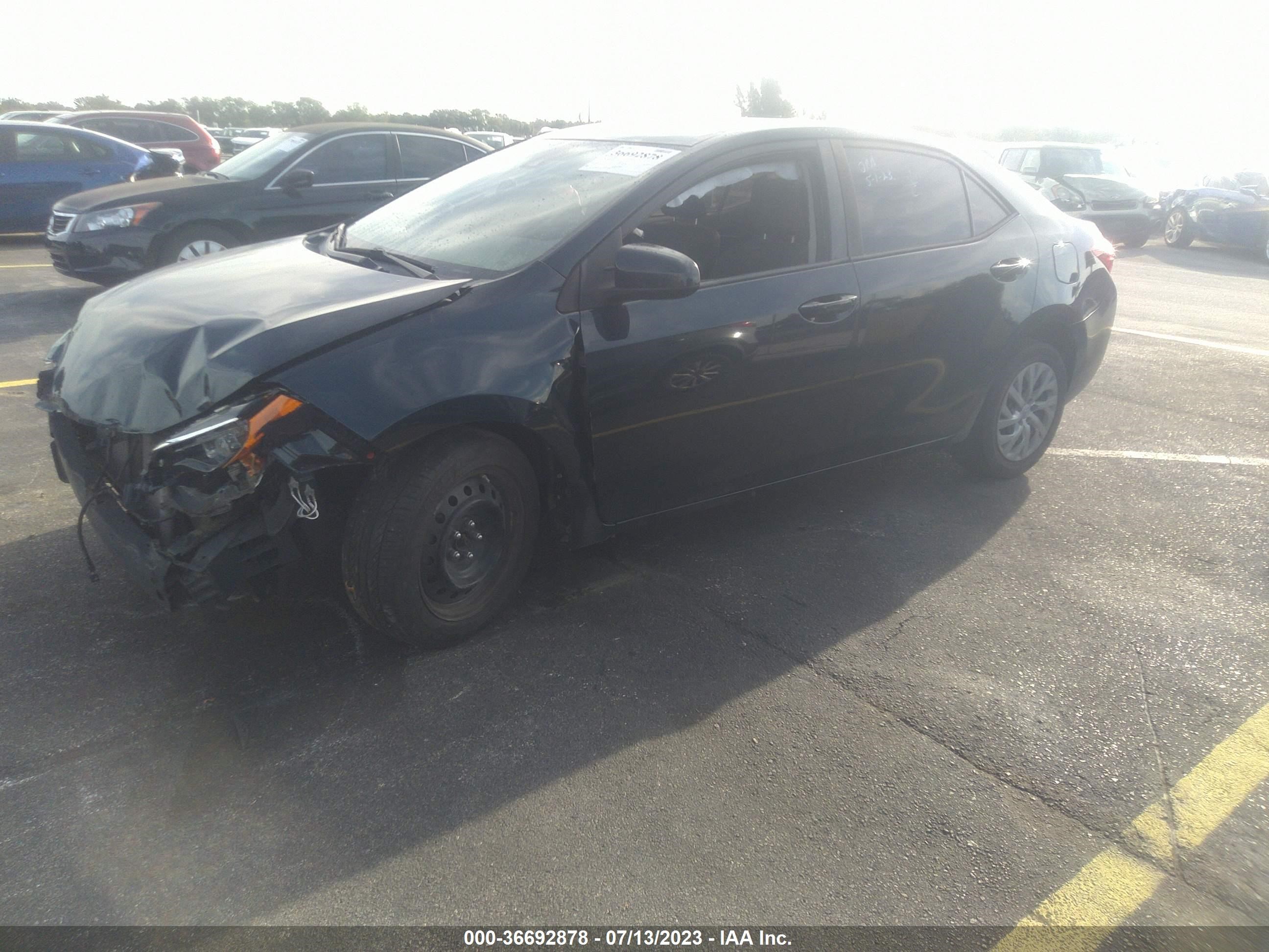 Photo 1 VIN: 2T1BURHE8KC175641 - TOYOTA COROLLA 