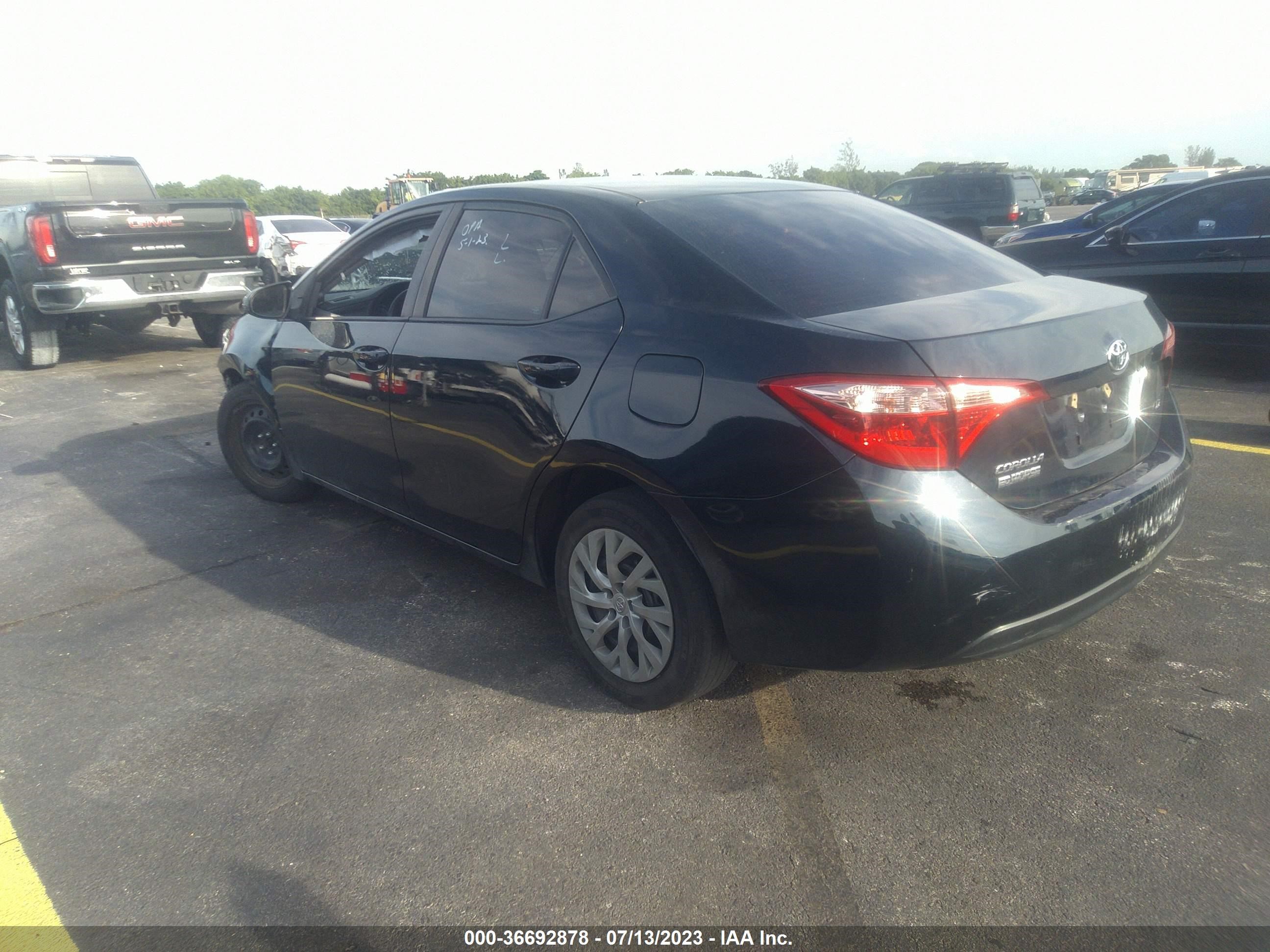 Photo 2 VIN: 2T1BURHE8KC175641 - TOYOTA COROLLA 