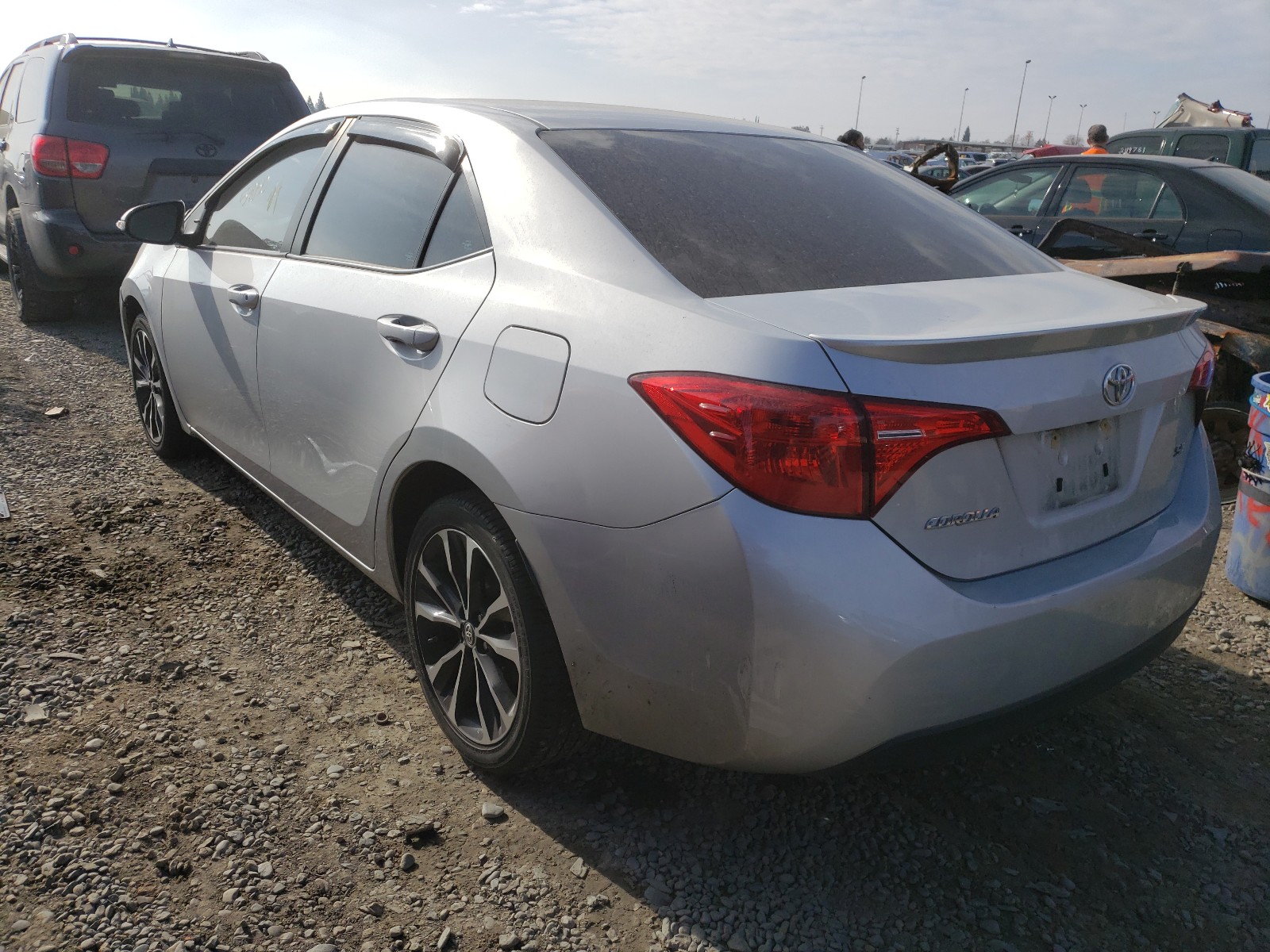 Photo 2 VIN: 2T1BURHE8KC232842 - TOYOTA COROLLA L 