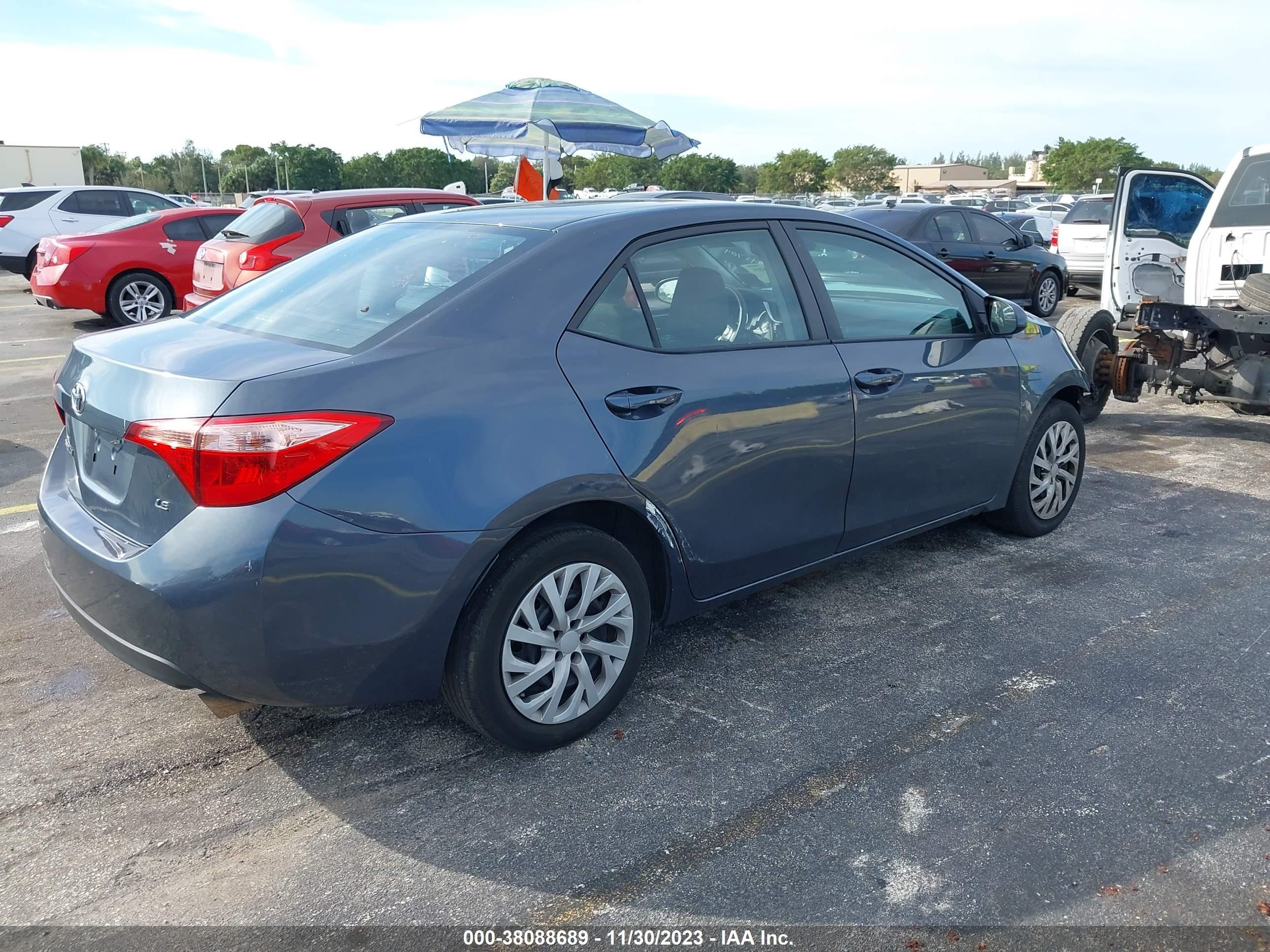 Photo 3 VIN: 2T1BURHE8KC241704 - TOYOTA COROLLA 