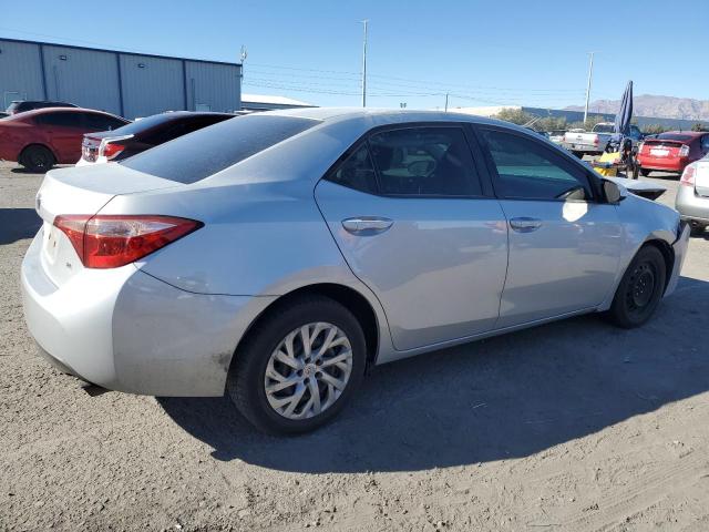 Photo 2 VIN: 2T1BURHE8KC243520 - TOYOTA COROLLA L 