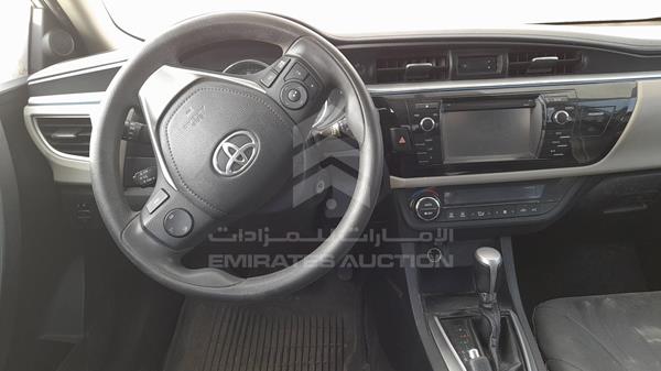 Photo 5 VIN: 2T1BURHE9FC314374 - TOYOTA COROLLA 