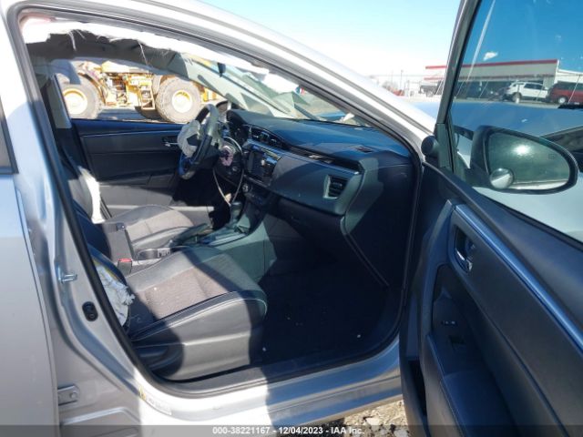 Photo 4 VIN: 2T1BURHE9FC320465 - TOYOTA COROLLA 