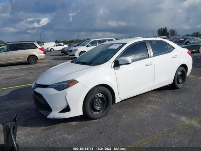 Photo 1 VIN: 2T1BURHE9JC014682 - TOYOTA COROLLA 