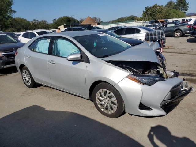 Photo 3 VIN: 2T1BURHE9JC047519 - TOYOTA COROLLA 