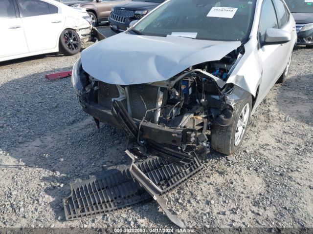 Photo 5 VIN: 2T1BURHE9JC057211 - TOYOTA COROLLA 