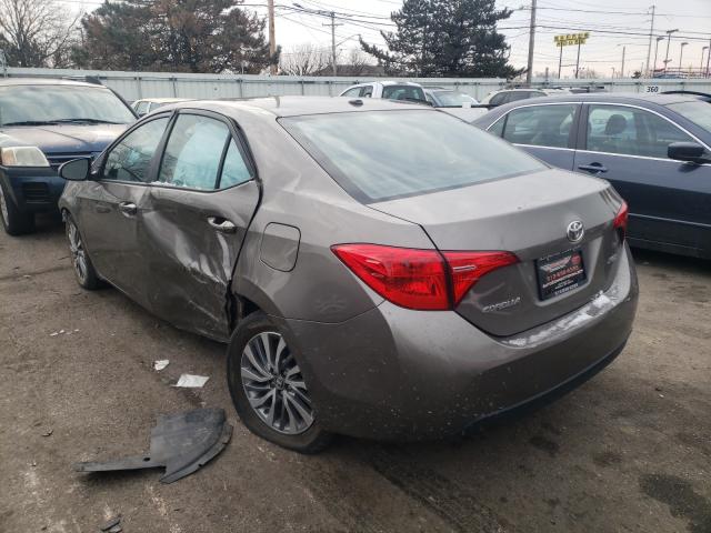 Photo 2 VIN: 2T1BURHE9JC058410 - TOYOTA COROLLA L 