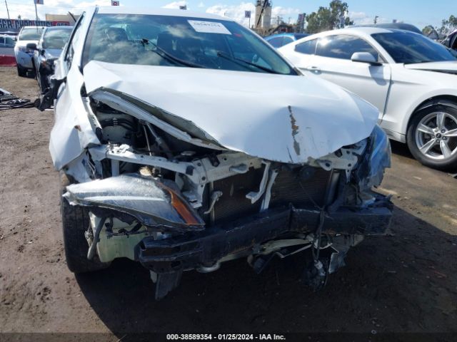 Photo 5 VIN: 2T1BURHE9JC068760 - BUICK ENCORE 