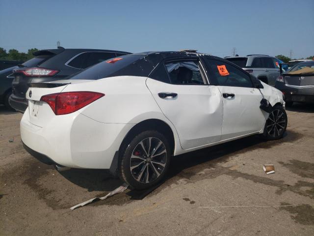 Photo 2 VIN: 2T1BURHE9JC083890 - TOYOTA COROLLA L 