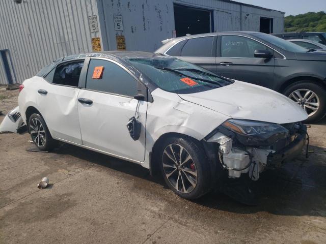 Photo 3 VIN: 2T1BURHE9JC083890 - TOYOTA COROLLA L 