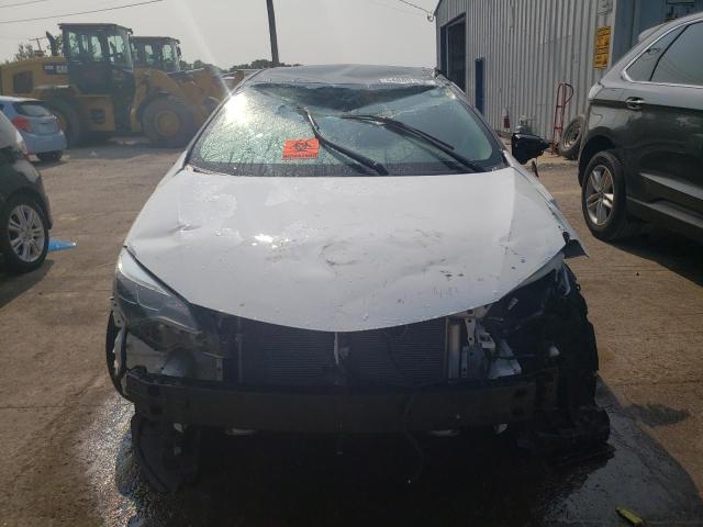 Photo 4 VIN: 2T1BURHE9JC083890 - TOYOTA COROLLA L 