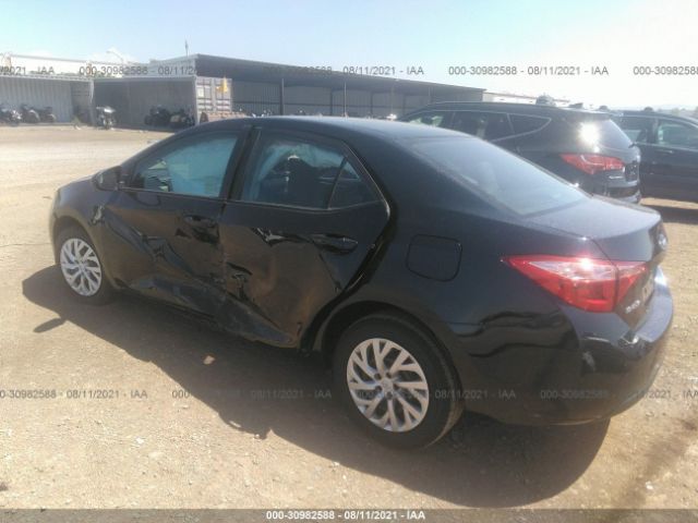 Photo 2 VIN: 2T1BURHE9JC092900 - TOYOTA COROLLA 