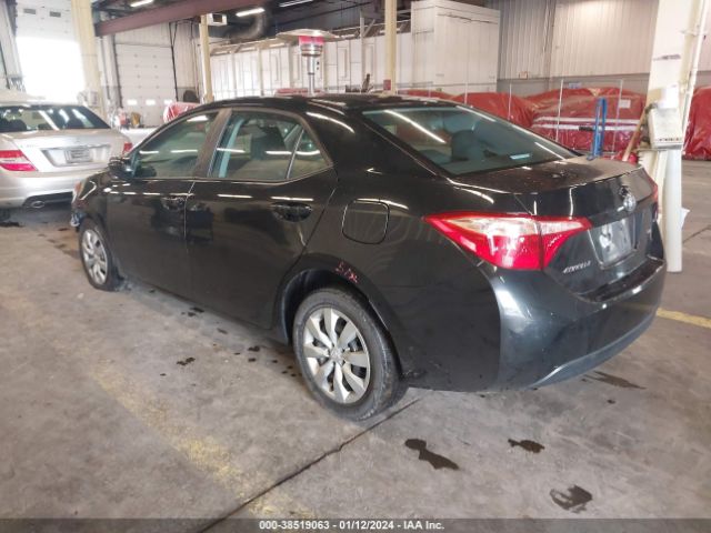 Photo 2 VIN: 2T1BURHE9JC108755 - TOYOTA COROLLA 