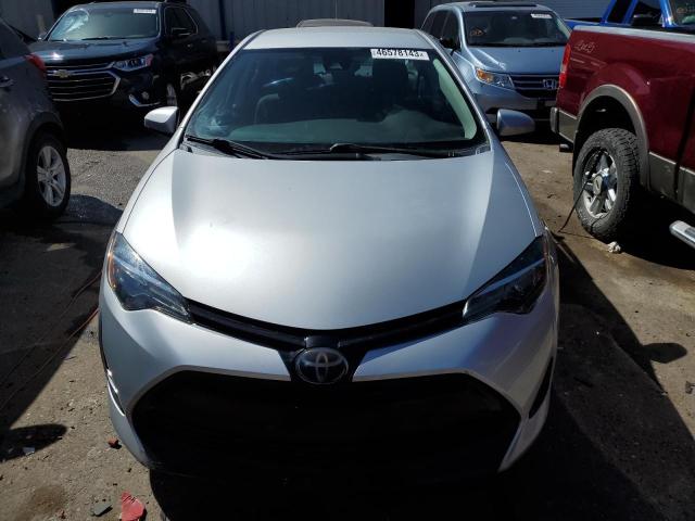 Photo 4 VIN: 2T1BURHE9JC113132 - TOYOTA COROLLA L 