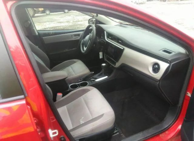 Photo 4 VIN: 2T1BURHE9JC117469 - TOYOTA COROLLA 