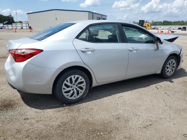 Photo 2 VIN: 2T1BURHE9JC974746 - TOYOTA COROLLA L 