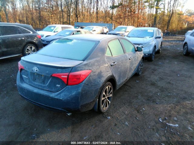 Photo 3 VIN: 2T1BURHE9JC977520 - TOYOTA COROLLA 