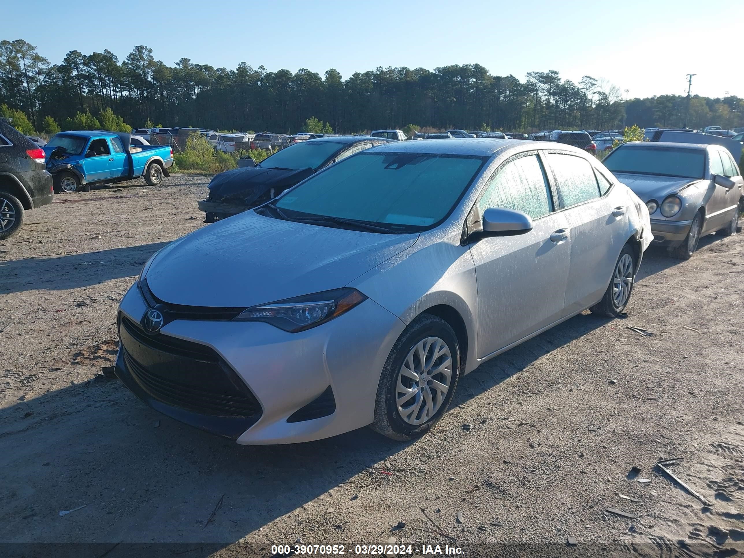 Photo 1 VIN: 2T1BURHE9KC187331 - TOYOTA COROLLA 