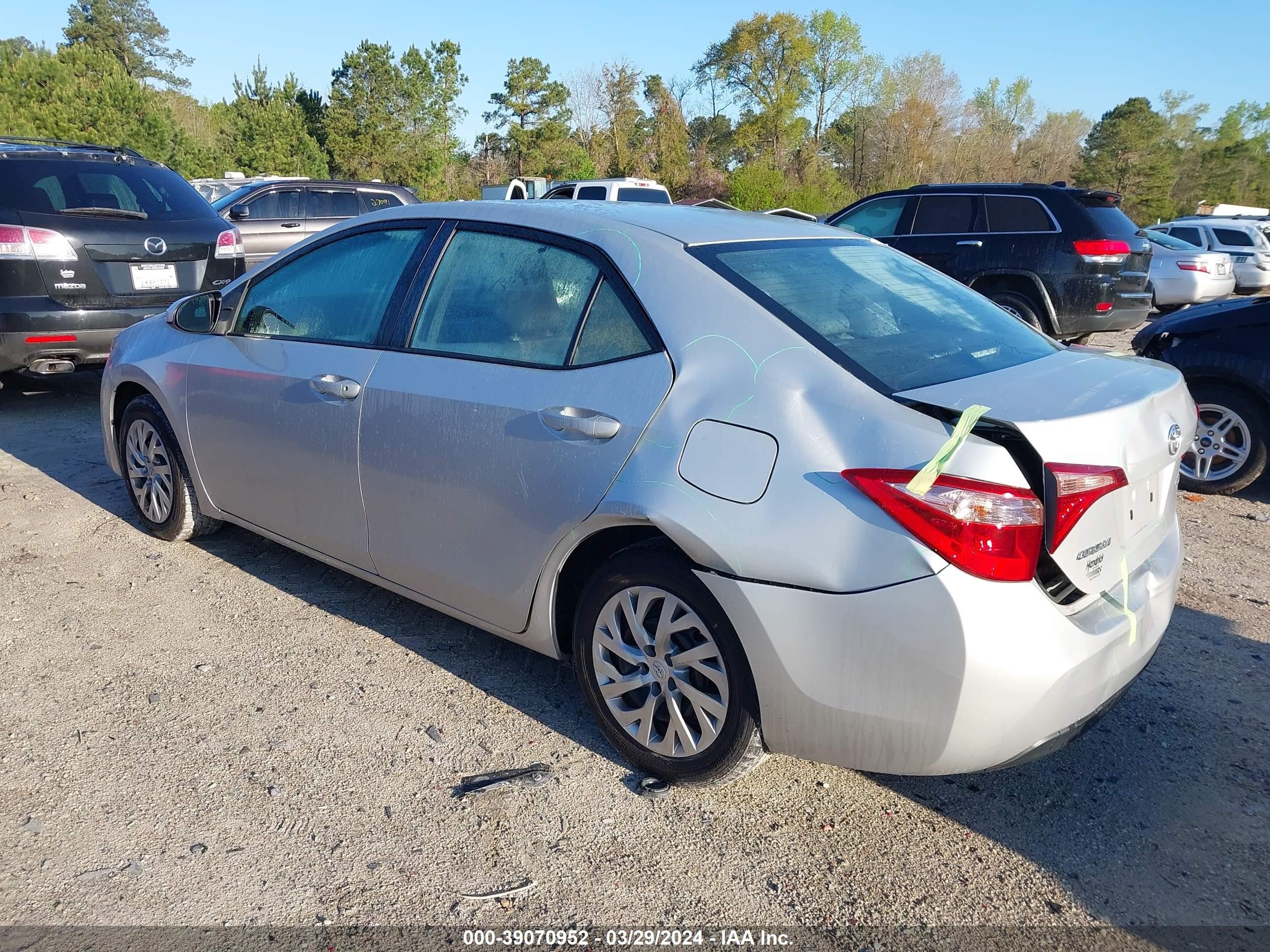 Photo 2 VIN: 2T1BURHE9KC187331 - TOYOTA COROLLA 